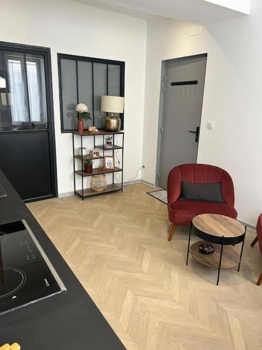 Appartement Spa 2 Pers-Couteliers-Centre Ville มูแล็ง ภายนอก รูปภาพ
